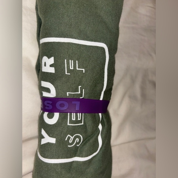 Lightening in a bottle rare bracelet with loose yourself green tree 🌲 tee med - Picture 5 of 6